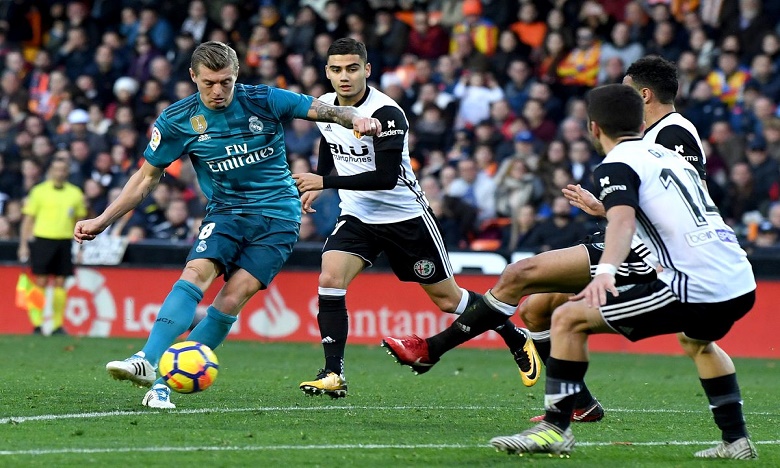 ريال مدريد يستعيد عافيته أمام فالنسيا