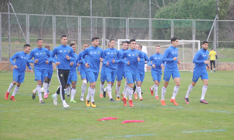 بالفيديو: تحضيرات "أسود البطولة" لربع نهائي الشان بحضور رونار