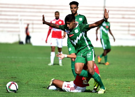 الدفاع الجديدي في مواجهة قوية أمام فيتا كلوب 