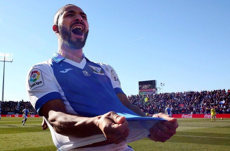 بالفيديو: نبيل الزهر يحلم بحمل قميص الأسود في روسيا
