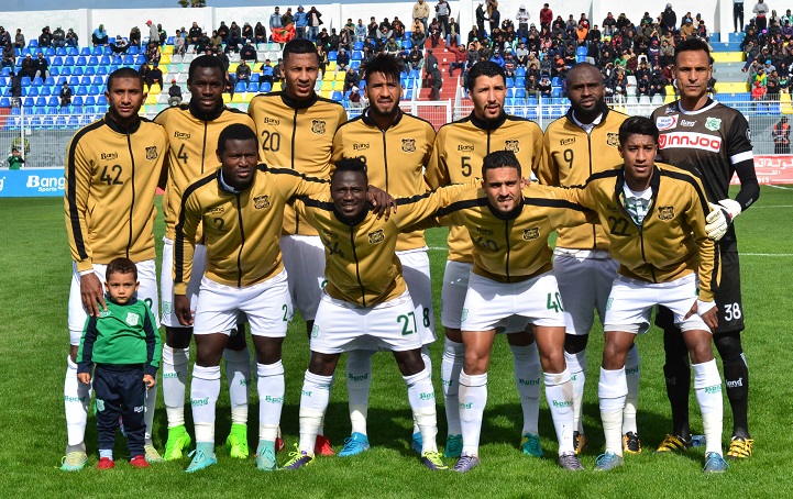 الدفاع الجديدي يحفز لاعبيه للتألق بكينشاسا