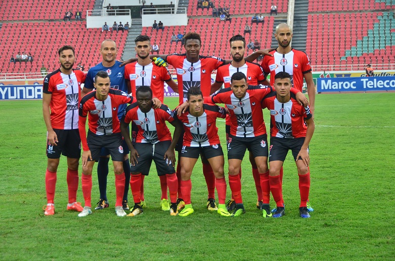  تعادل مثير للراسينغ البيضاوي مع الفتح