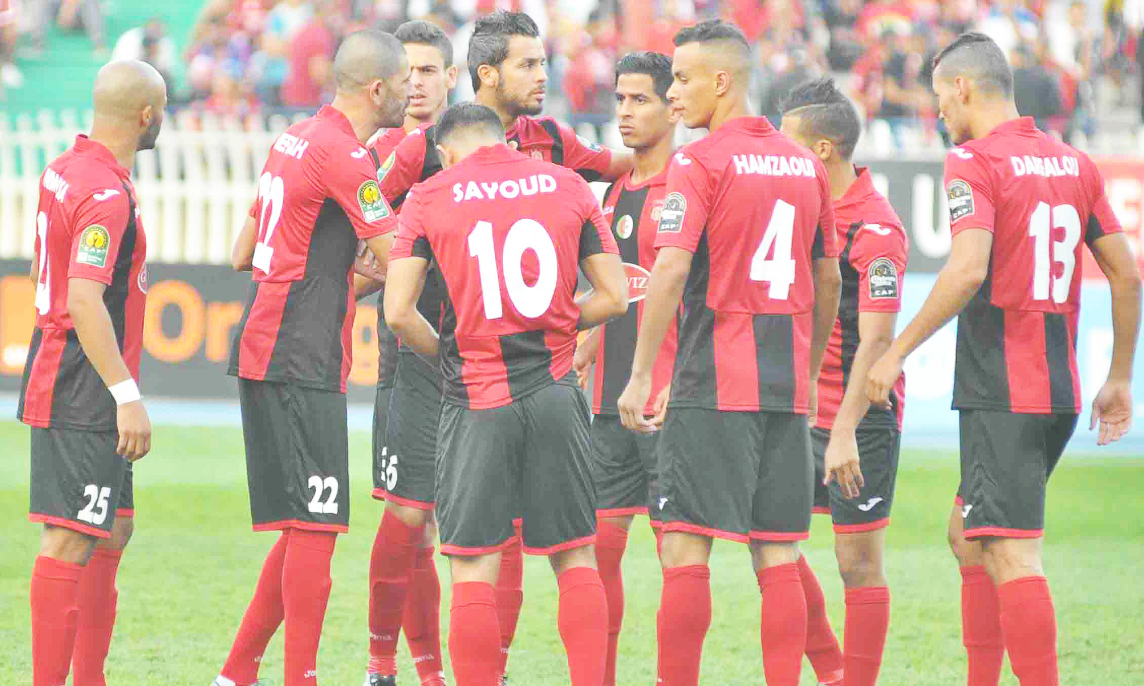 المصري واتحاد الجزائر إلى دور المجموعات من كأس الكاف