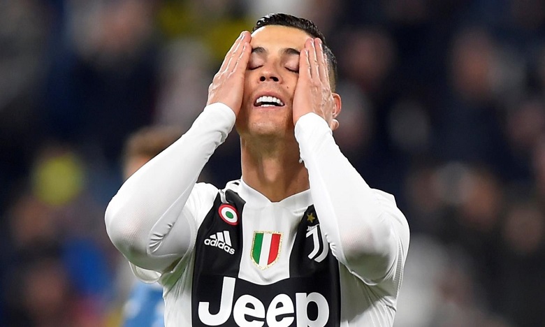 رونالدو يعول على جائزة "غلوب سوكر" لإنقاذ العام