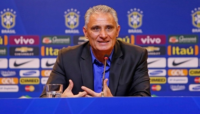 مدرب البرازيل: ميسي كائن فضائي