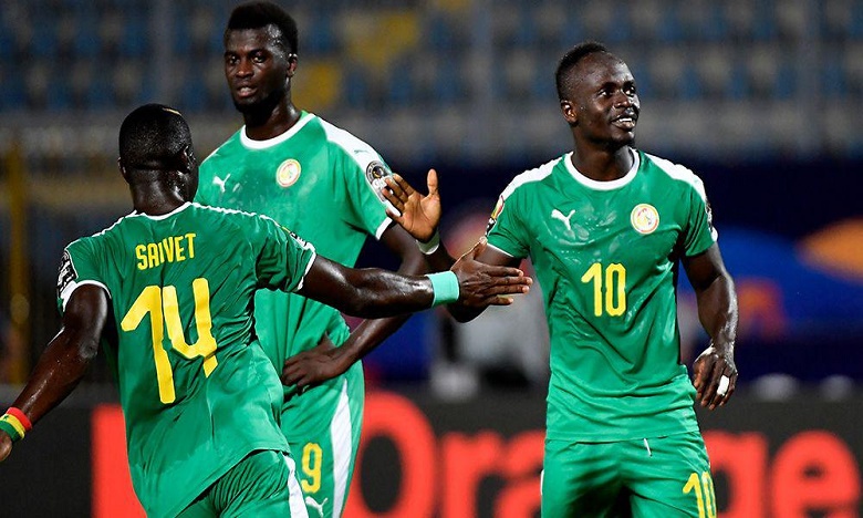 بقيادة ماني السنغال تصعد إلى دور الثمن 