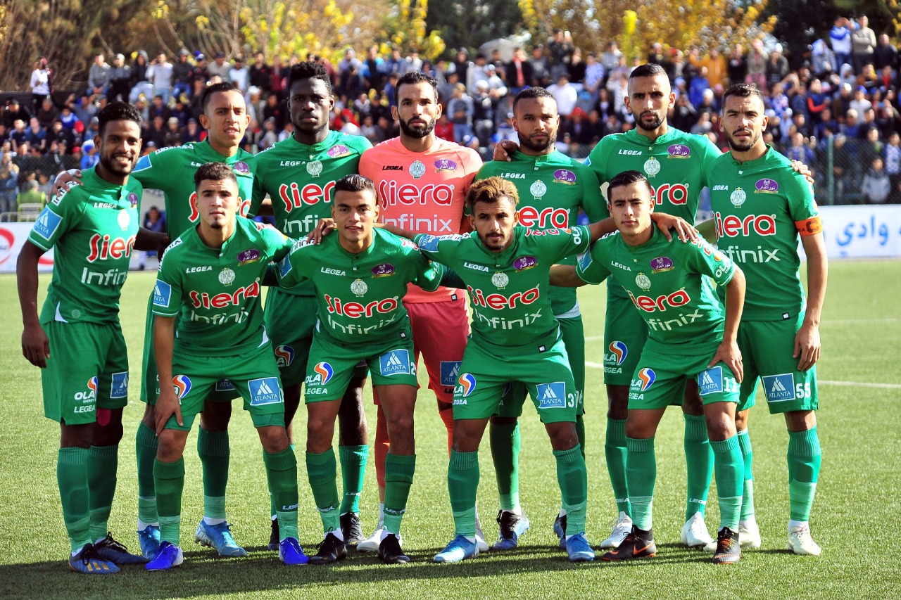 غياب الورفلي ورجوع بوطيب في تشكيلة الرجاء الأساسية أمام الحسنية