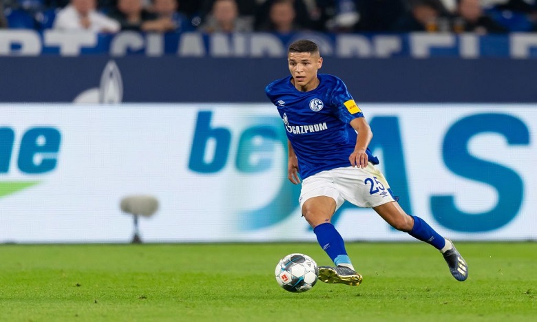 شالك يتقدم بعرض مغر لحارث 