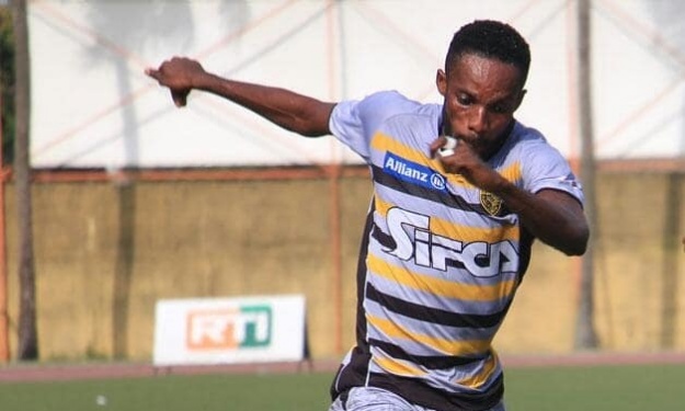 الجيش يضم الايفواري أليكس لموسمين ونصف 