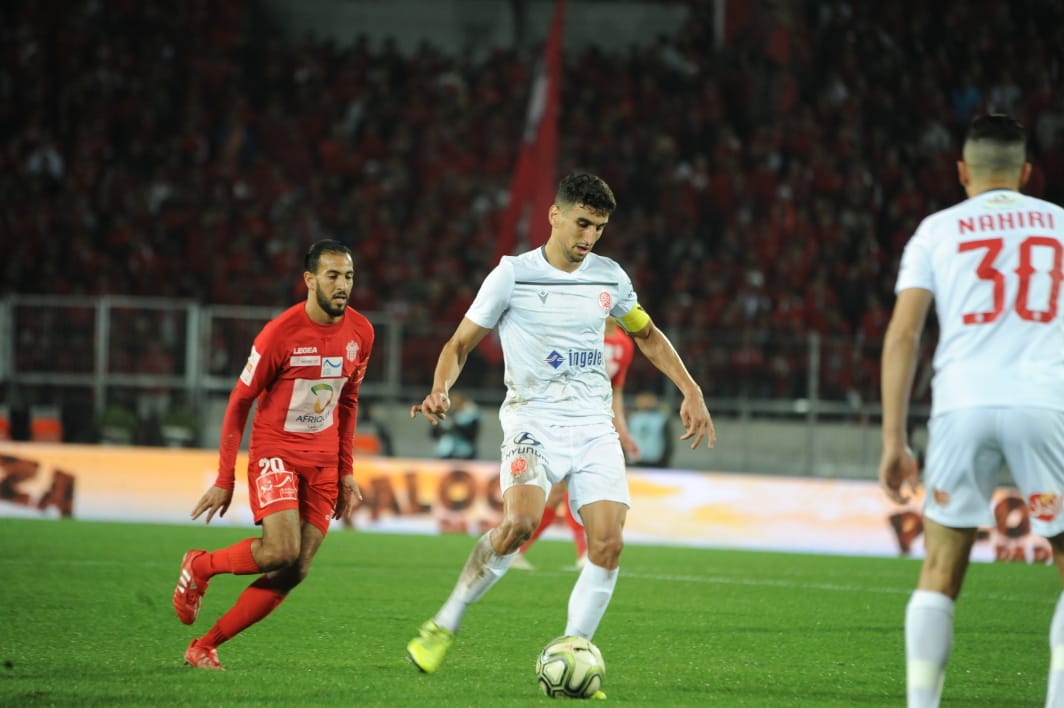 الوداد يتفوق على الحسنية بثلاثية لهدفين