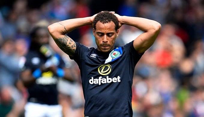 لاعب بلاكبيرن يعلن اصابته بفيروس كورونا