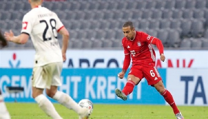 الإسباني تياغو يغيب عن بايرن ثلاثة أسابيع 