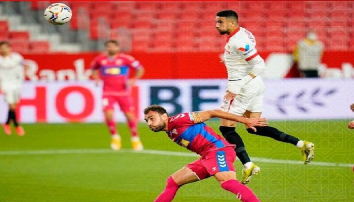 النصيري يحرز هدفا آخر لاشبيلية 