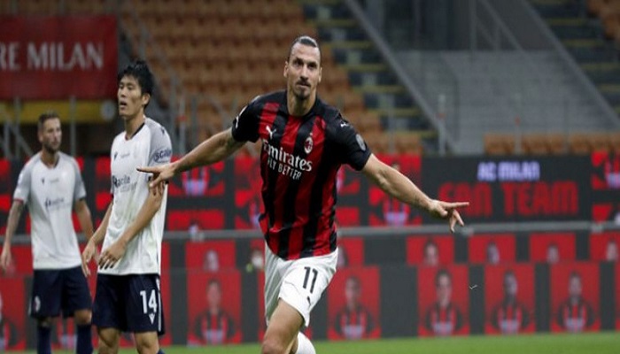 إبرهيموفيتش يجدد العقد