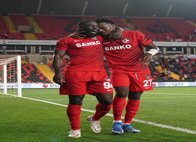 منديل يحرز أول هدف بالدوري التركي