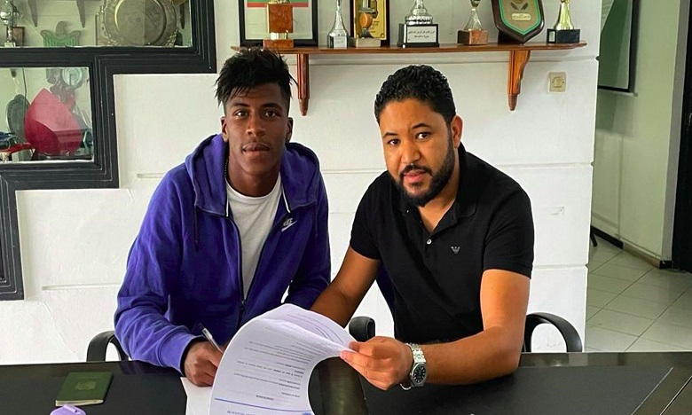 لاعب رجاوي يلتحق بالبطولة الرواندية