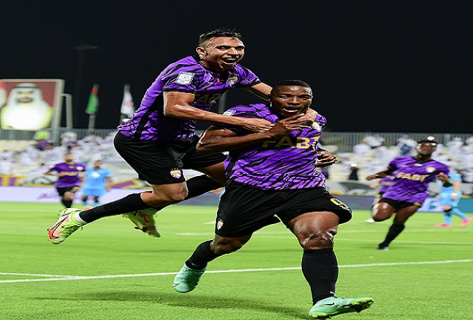 رحيمي يهدي الفوز للعين في أول مباراة رسمية 