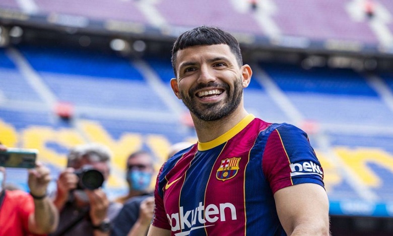 أغويرو في قائمة برشلونة لأول مرة