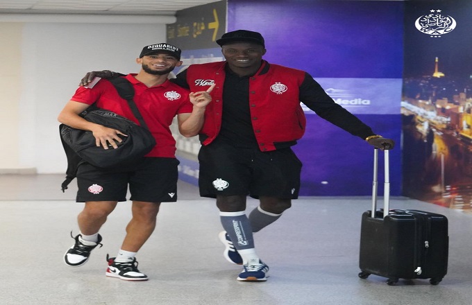 بعثة الوداد الرياضي تصل إلى المغرب بالسلامة
