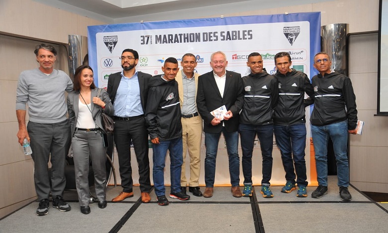 ماراطون الرمال...الدورة 37 تجمع أكثر من 1250 عداء في الصحراء المغربية