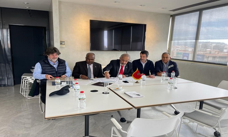 توقيع اتفاقية شراكة بين جامعة الدراجات والشركة الإسبانية " تيتان وورلد سريز