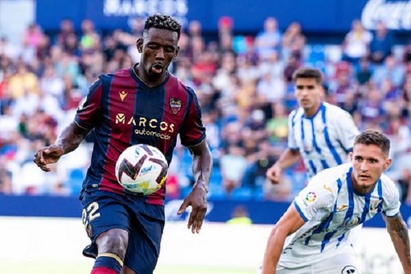 بولديني يرفض عرضا للأهلي المصري