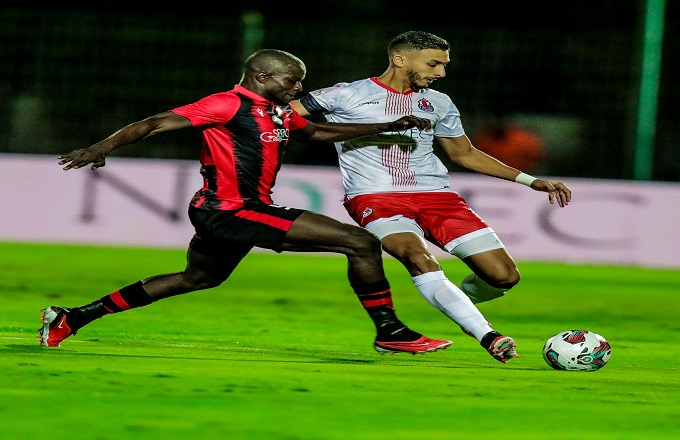 يهم الفتح الرباطي...اتحاد العاصمة الجزائري يتلقى أول هزيمة في الموسم