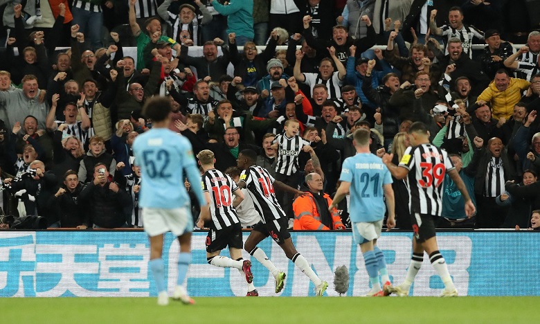 نيوكاسل يخرج المان سيتي من كأس رابطة المحترفين