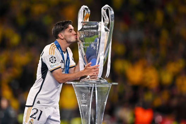 4 مغاربة توجوا بدوري أبطال أوروبا